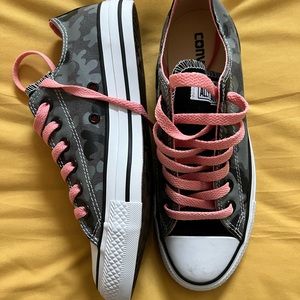 Custom Converse Gray Camo